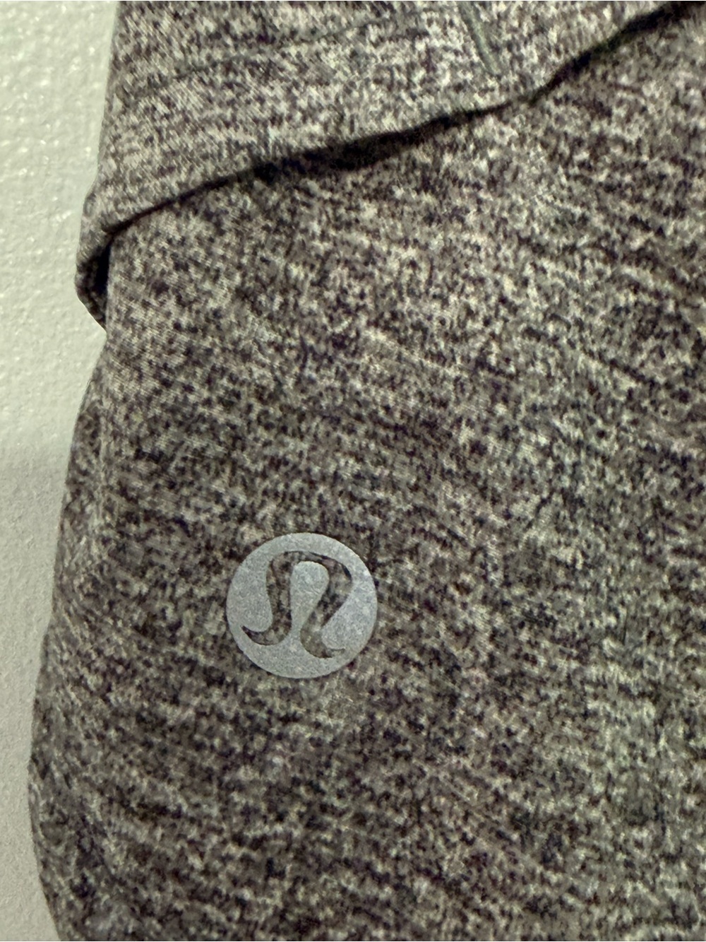 Lululemon Speed Up Shorts size 6 - Picture 5 of 10